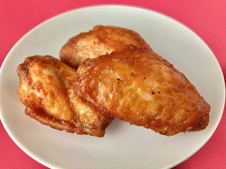 ジューシーで旨味もしっかり！【ファミマ】5種のスパイスで味付けした手羽中