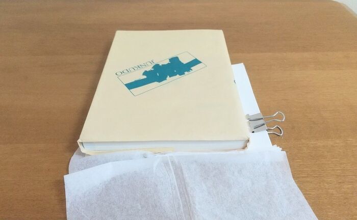 いらない紙が『ペリペリめくれるメモ帳』に生まれ変わり♪家にある消耗品だけで作れます