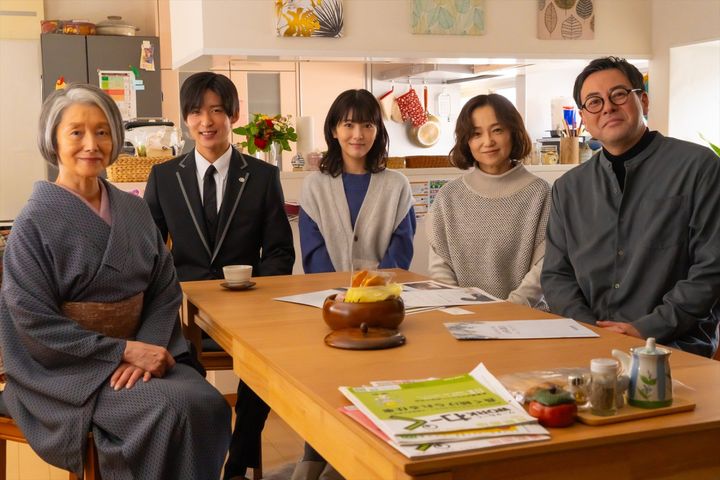 映画『ほどなく、お別れです』メイキング写真（清水家） （C）2026「ほどなく、お別れです」製作委員会 （C）長月天音／小学館 width=