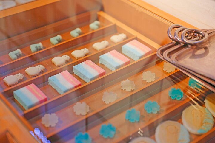 京都・西陣の老舗和菓子店が営む「茶ろん たわらや」で、大人かわいい和甘味を♪