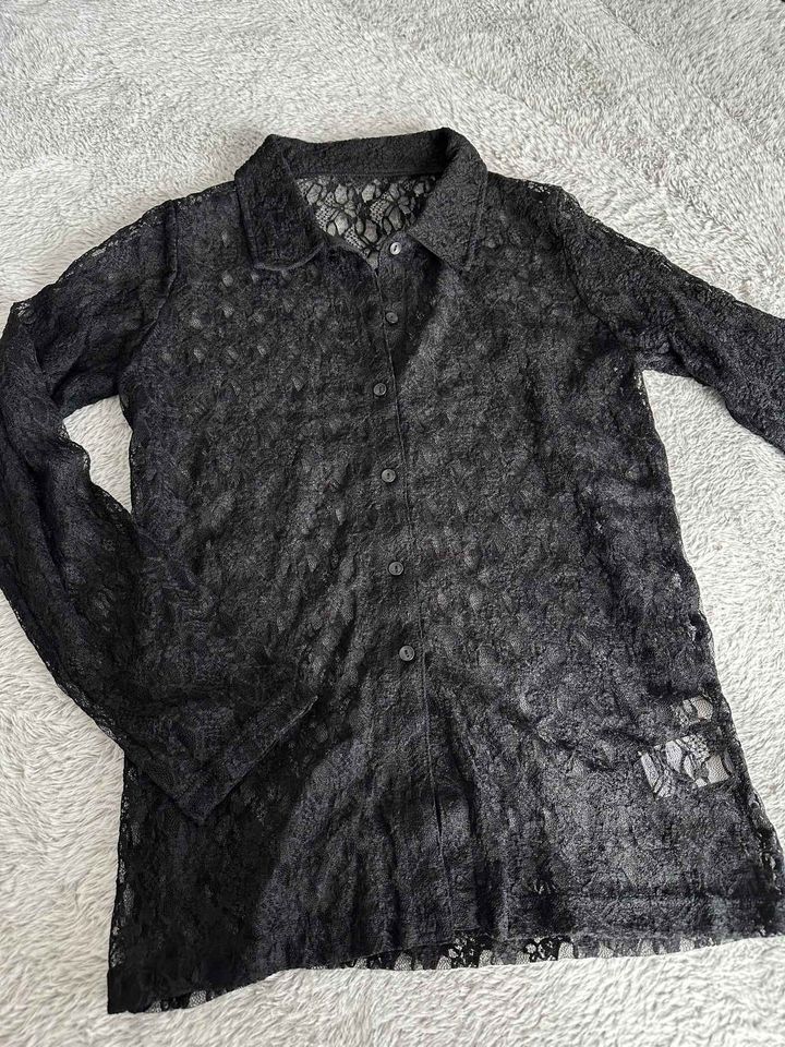 画像: 襟付きレーストップス