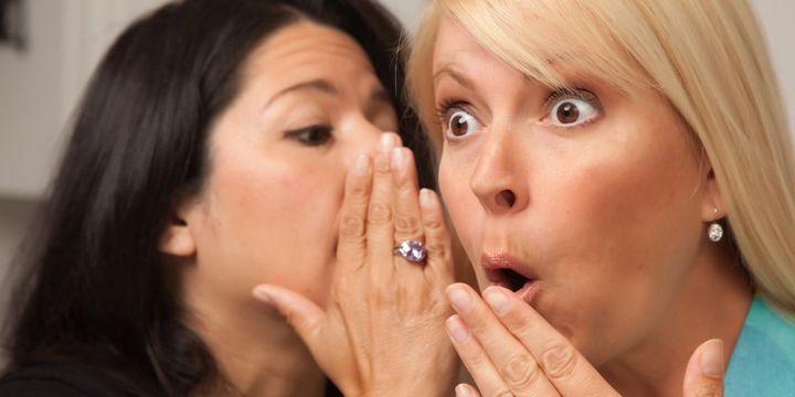 気分が凹んでいると秘密が脳裏をよぎり、秘密が脳裏をよぎると気分が凹む