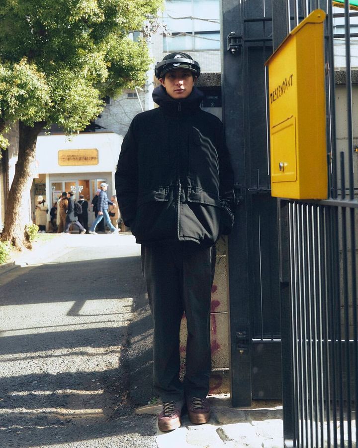 【スナップ】ストリートっぽくなりすぎぬようにパンツはキレイめに