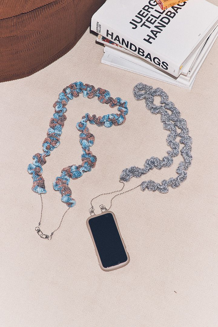 フワフワモコモコかわいい！ニットの小物とインテリアグッズ