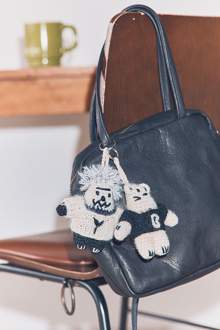 フワフワモコモコかわいい！ニットの小物とインテリアグッズ