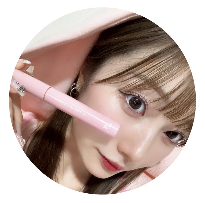 sweet公式読者モデルのSHIE