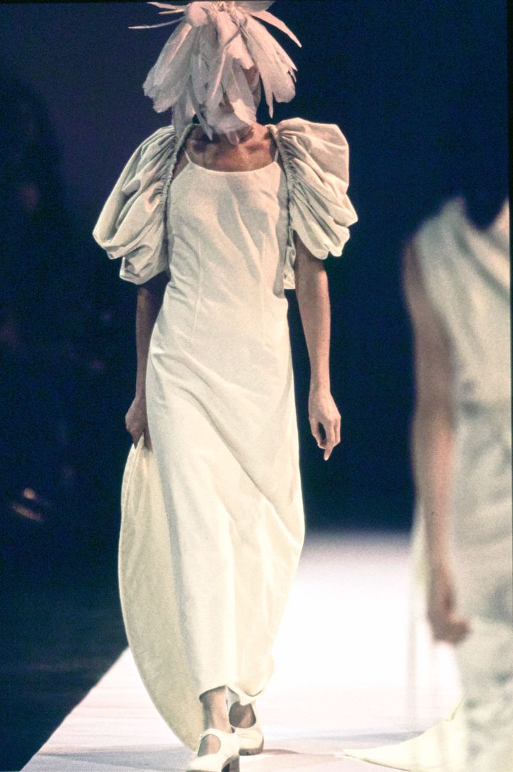 コム デ ギャルソン 1994年春夏コレクションより。