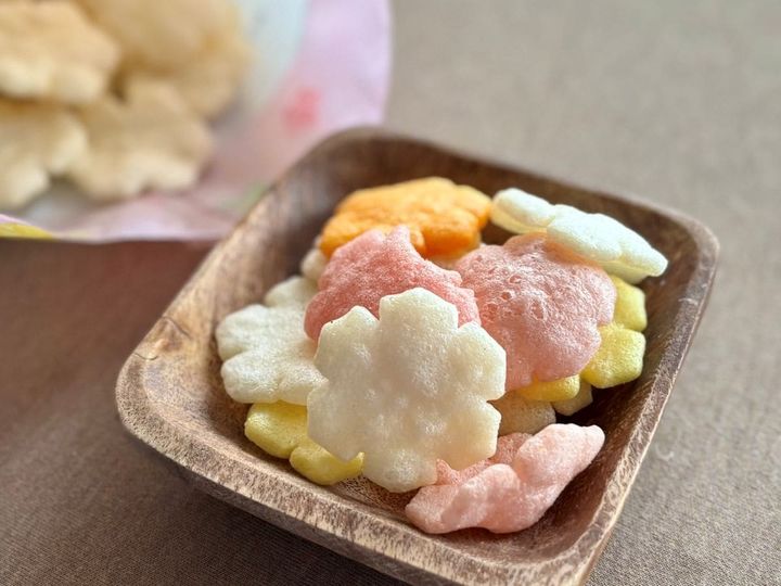 これもダイソー！？ひな祭り飾り人気アイテム7選｜お菓子もグッズもプチプラで♪【2026】