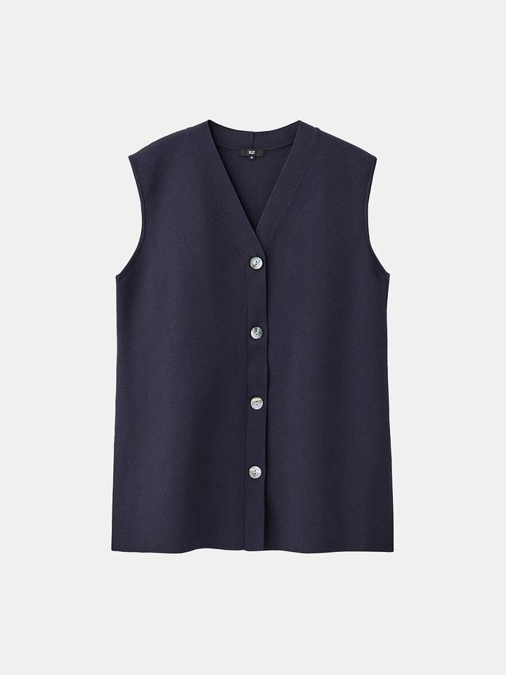 GUのコットンブレンドVネックニットベスト