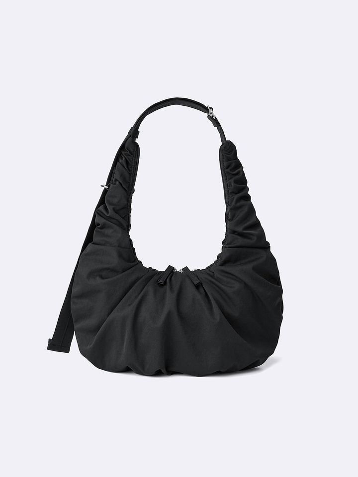 GUのダンプリングバッグ