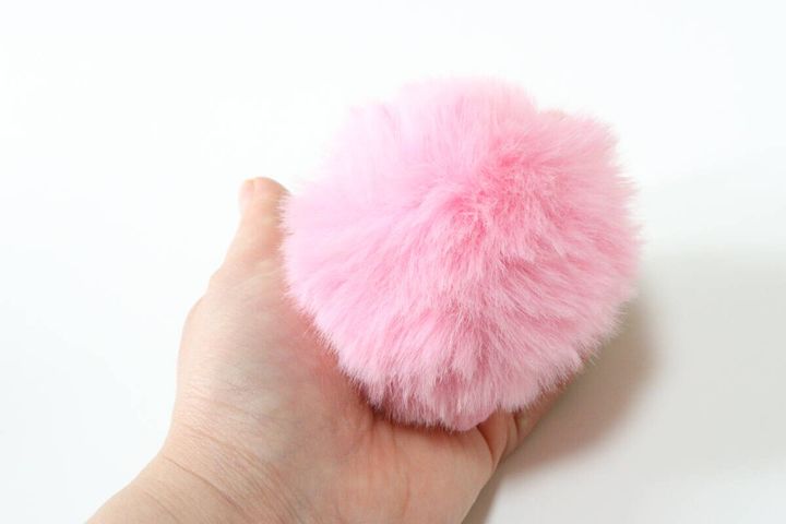 エコファーキーホルダー（ギョロ目モンスター、手足付、青、紫、桃）