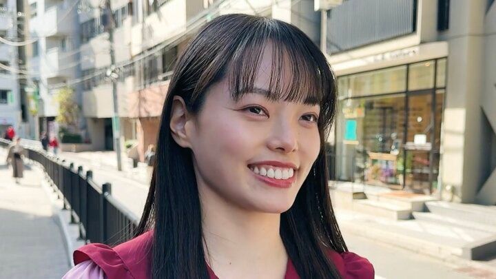 【写真・画像】31歳女性芸人の“別人級”イメチェンが300万回再生の大反響 ピンクヘア姿に「アイナみがある」「ちょっとILLITのイロハ」「お美しいです」の声 1枚目