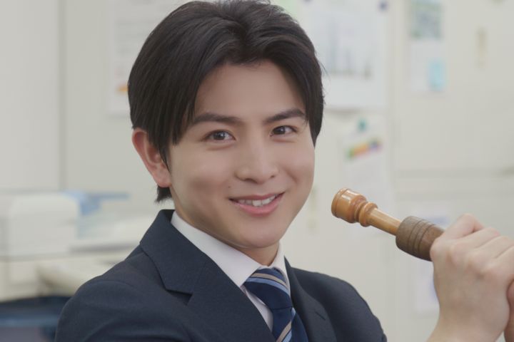 大手飲料水メーカー、サントリー食品インターナショナル（東京都港区）は3日、同日から発売した「サントリー天然水 特製ジンジャーエール」の新しいウェブCMにダンス＆ボーカルグループ超特急の柏木悠さん（20）を起用したことを発表しました。