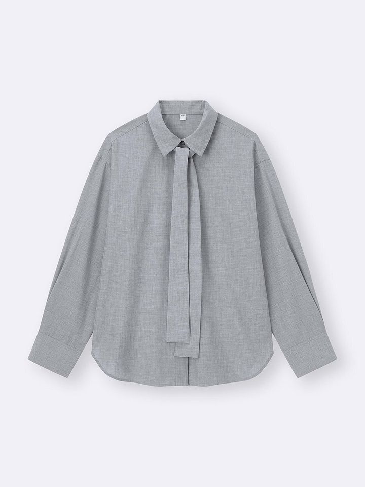 GUのボウタイシャツ