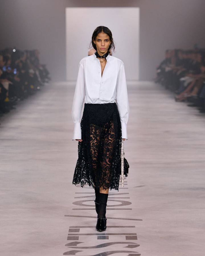 Fendi fw26 Runway Looks 4x5 004.jpg