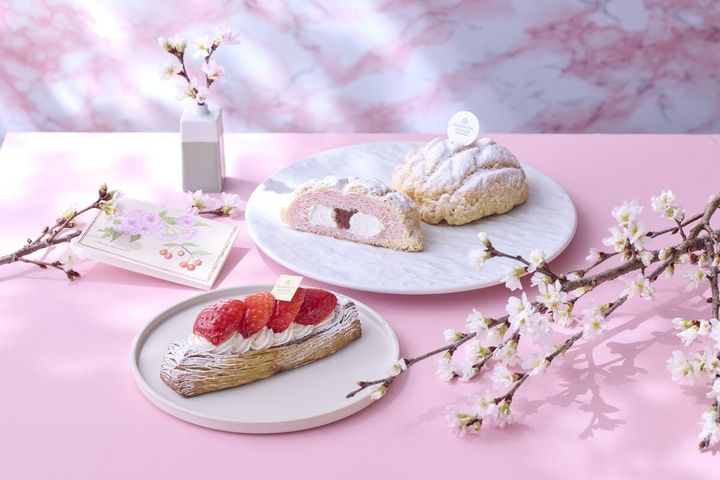 マンスリーベーカリー「いちごと桜のデニッシュ／いちごと桜のメロンパン」