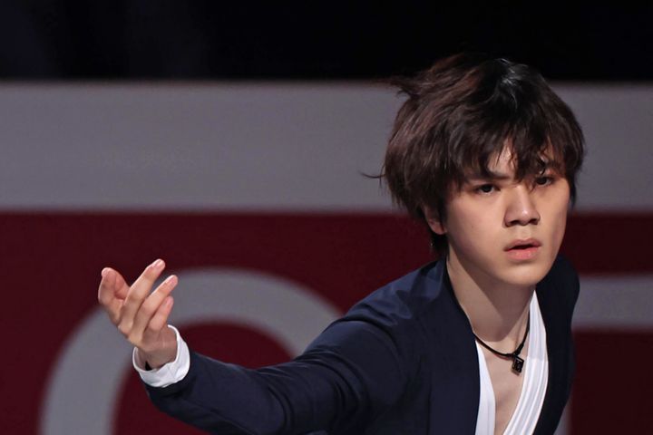 プロフィギュアスケート選手の宇野昌磨さん（28）が3日、自身のXを更新。投稿では「母へ 昌磨っていう名前をつけてくれてありがとう とてもエゴサしやすいです」と母親への感謝の言葉をつづりました。