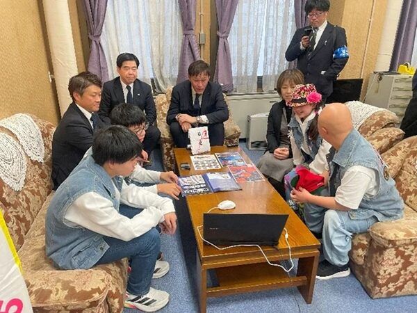 NXワンビシアーカイブズが、売上金額の一部を滋賀応援寄附へ寄付！滋賀県庁を訪問