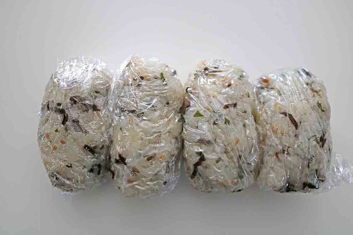 肉巻きおにぎり６