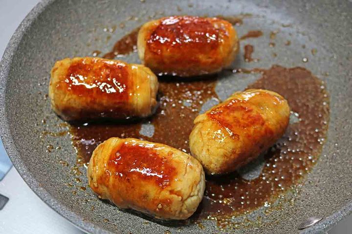 肉巻きおにぎり１２