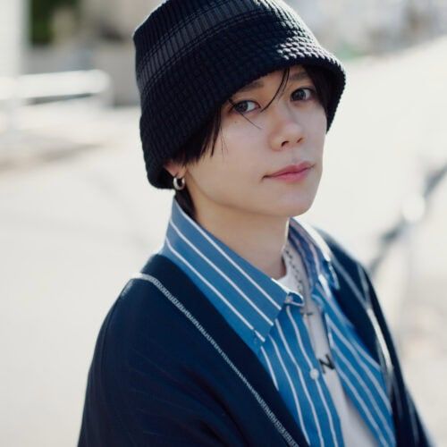 INI藤牧京介が見つけた、人付き合いのグッドバランス。「対人関係は頑張る。その分、ちゃんと自分を休ませる」