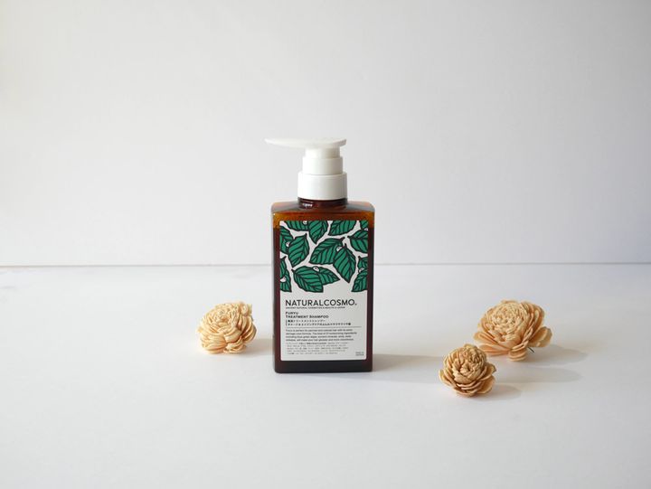 ぱさつき、ボリューム不足、フケやかゆみ。藻の栄養と27種の植物＆バクテリアが、大人の髪悩みをまるっと解決！ 栄養ナチュラルコスモ「風流トリートメントシャンプー」