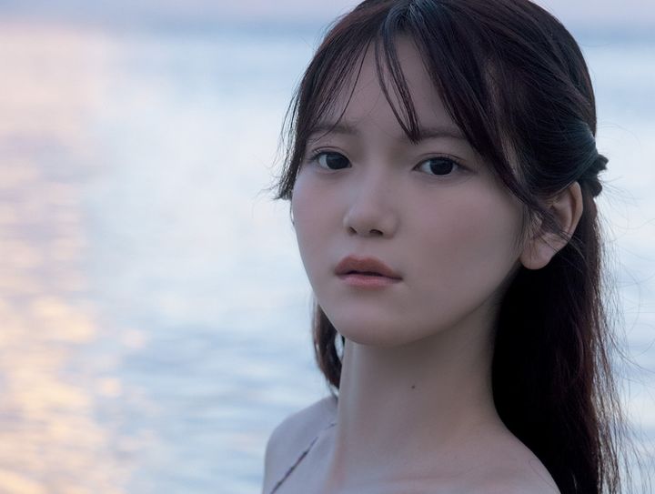 「週刊SPA！」（扶桑社）10日号よりちーまき 撮影／中山雅文 ヘアメイク／小笠原菜瑠 スタイリング／米丸友子 撮影協力／クリスタルヴィラ南城 width=