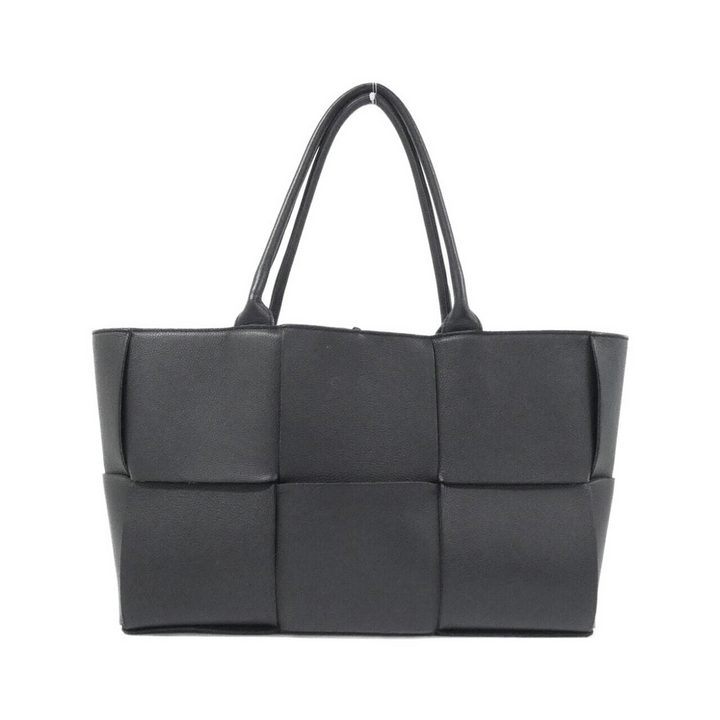 ボッテガ・ヴェネタのブラックのアルコバッグ