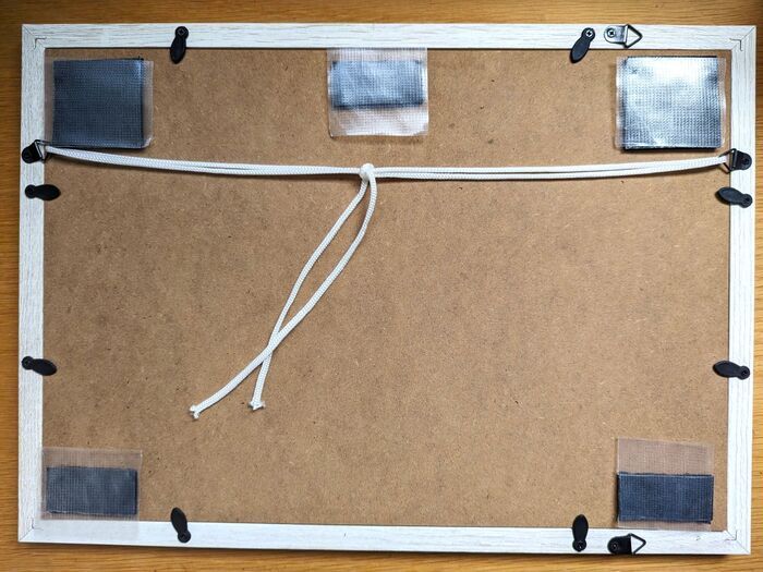 『マジックテープ』が欲しくなる♡もう壁に穴は開けません！今どき壁収納＆ディスプレイ【試してみた】