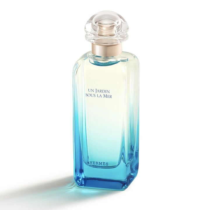 珊瑚礁の庭 オードトワレ 30ml ￥10,780、同 50ml ￥15,950、同 100ml ￥21,560、同 15ml×4本セット ￥20,680（3月6日発売予定） ©Studio des fleurs