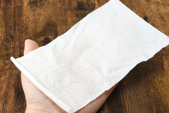ダイソーのペーパータオル吊り下げタイプ（250枚）のペーパー