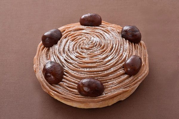 「銀座ル・ブラン」が、オンライン限定商品「桜と抹茶のモンブラン」を発売！