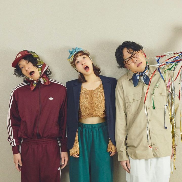 【9番街レトロ×鳴海唯】春を呼ぶ♡ストリートSTYLE【スカーフ】