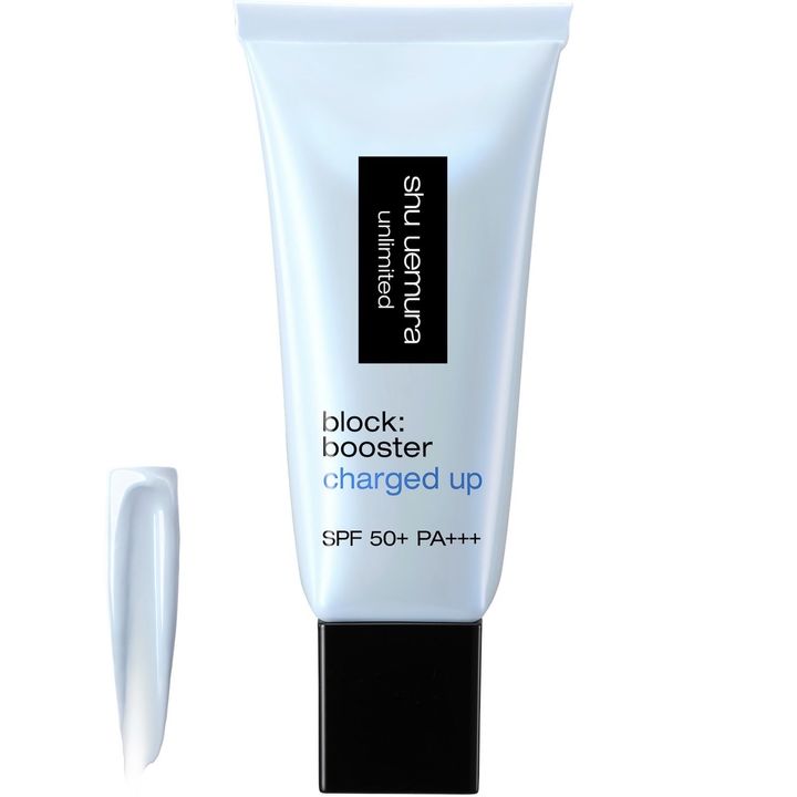しっとり崩れにくく、色ムラを感じさせない肌に整える名品プライマーが進化。高いUVブロック効果とみずみずしいつけ心地を両立。パール配合率を調整した全4色展開。アンリミテッド ブロック_ブースター アドバンスト ルミ ブルー SPF50+・PA＋＋＋ 30ml ￥5,830／SHU UEMURA（シュウ ウエムラ）