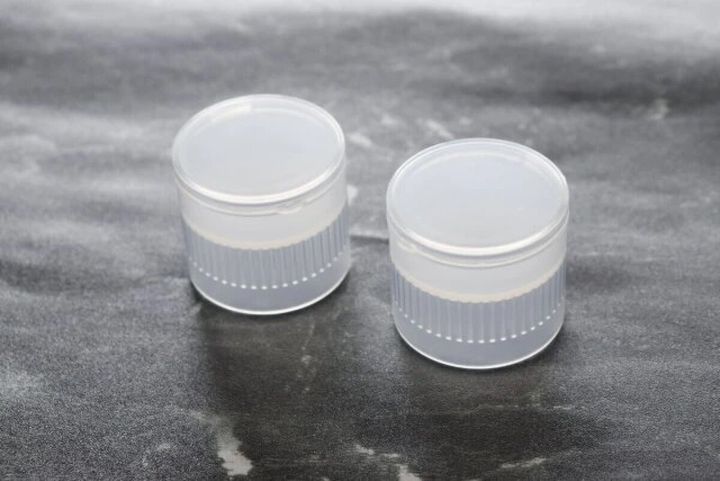 ダイソー 持ち運べる圧縮タオルキャップ（2個）