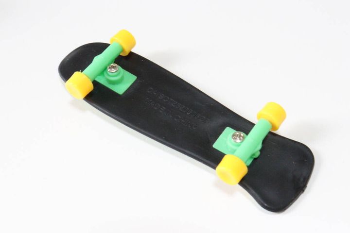 スケートボード 裏面