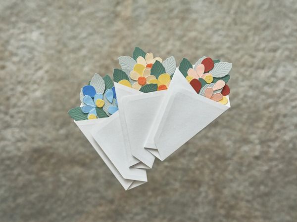 凹凸シールで「花束」を作って贈れるレターセットが、クラファンに登場！