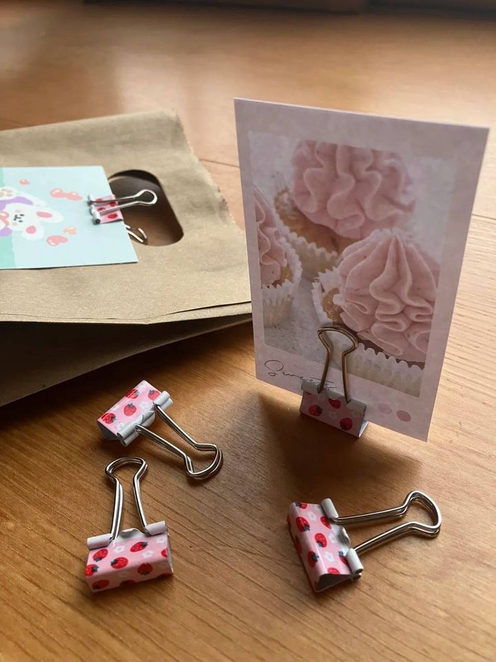 Seria(セリア)：ダブルクリップ 8P いちご