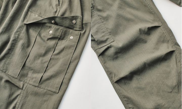 DAWNCE ワイドカーゴパンツのサイドポケットと膝のタック