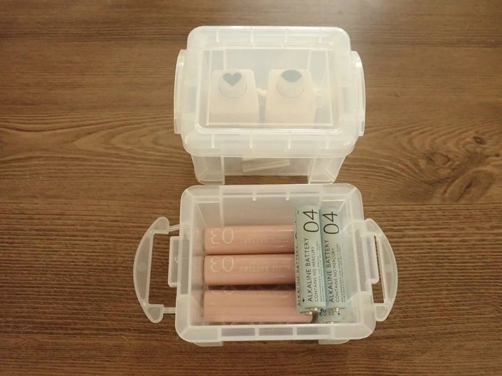 DAISO(ダイソー)：収納ボックス(ミニ、2個)