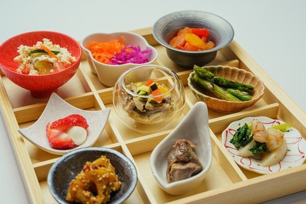 【東京都港区】『人類の健康寿命の延伸』を食で体現するDINING ＆ BAR「離 – HANARE」がOPEN！