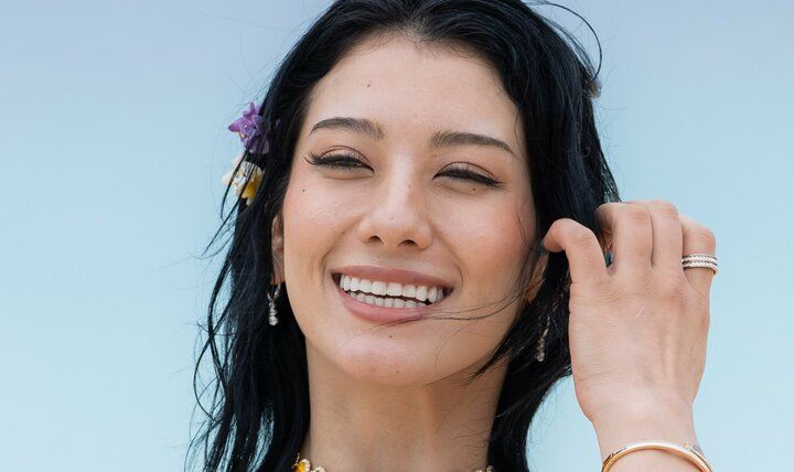 【写真・画像】「とりあえず1番可愛い」オトナな白ビキニギャル（28）の色気に男性陣が熱視線 1枚目