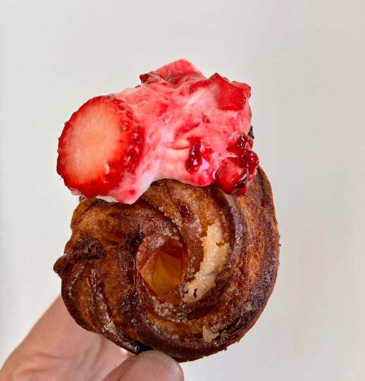 限定ディップいちごベリーヨーグルトは爽やかなフレーバー