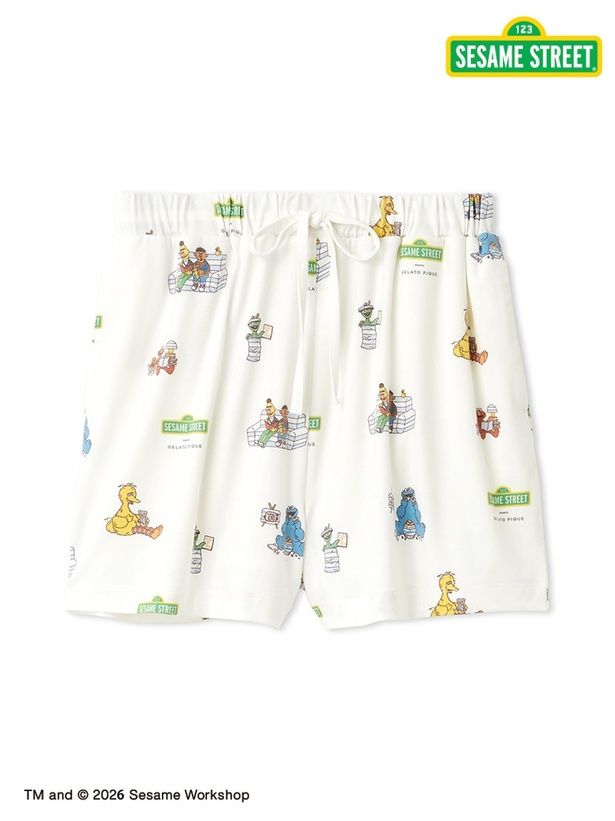 「【SESAME STREET】【レディース】総柄ショートパンツ」(5830円)