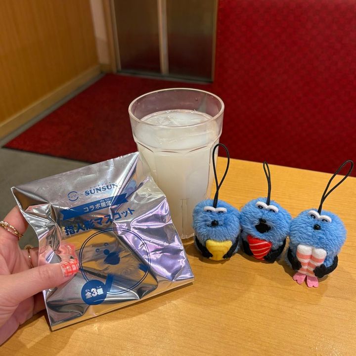 スシロー パペットスンスンコラボ限定指人形マスコット付きソフトドリンク