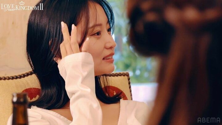 【写真・画像】「私たちだけの秘密」世界43国でモテまくりの美女、横浜流星似の俳優をムーディすぎる密室にお誘い 4枚目