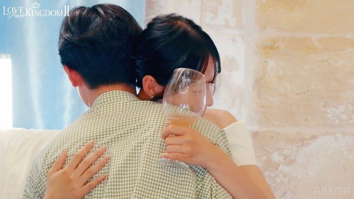 【写真・画像】“魔性”すぎる9頭身の元社長秘書、高学歴高収入の医者を妖艶な沼テクで骨抜きに…霜降りせいや絶叫「戻れなくなる！」 3枚目