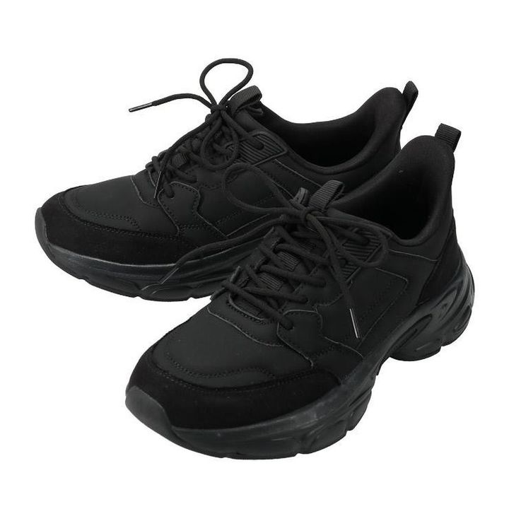 しまむらのスニーカー（PINK ANGEL）