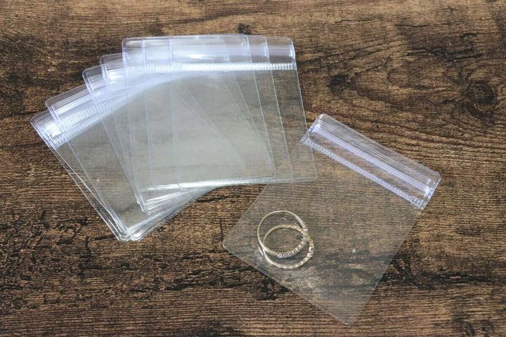 ダイソー マルチジップポーチ（9枚）