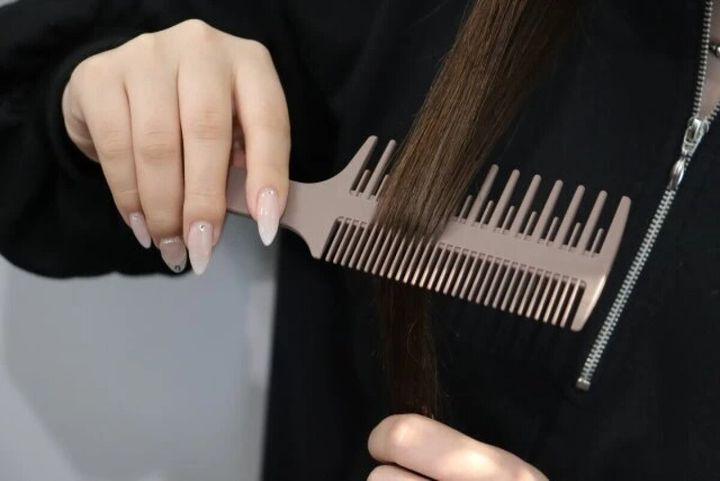 ダイソー 毛先までしっかりなじむトリートメントコーム インバス 使用例